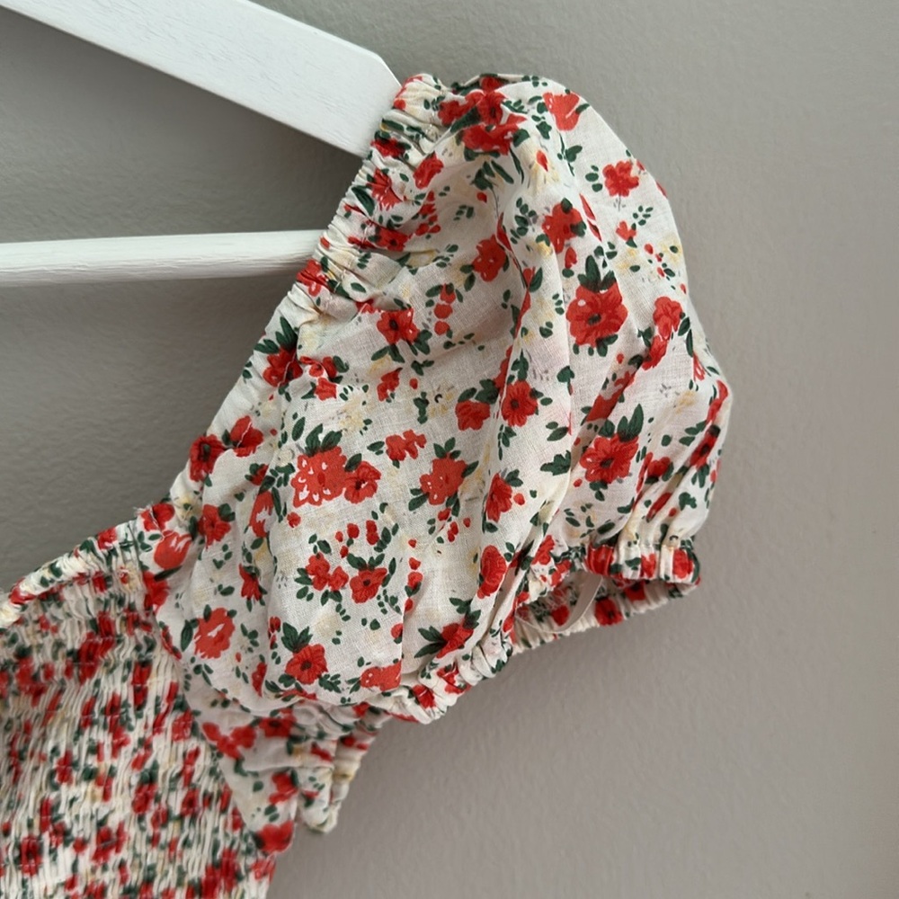 Floral Smocked Dress - Picture 14 of 15